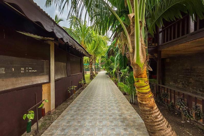 Symphony Palms Beach Resort And Spa Govind Nagar Kültér fotó